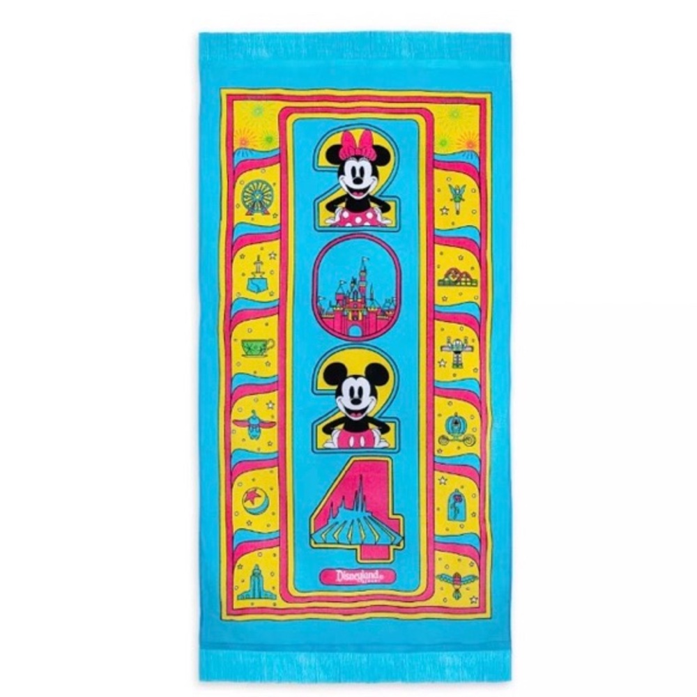 Mickey and Minnie Mouse Beach Towel